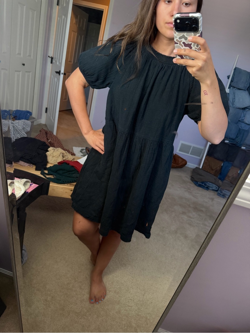 Universal Thread Black Short-Sleeve Tiered Midi Dress